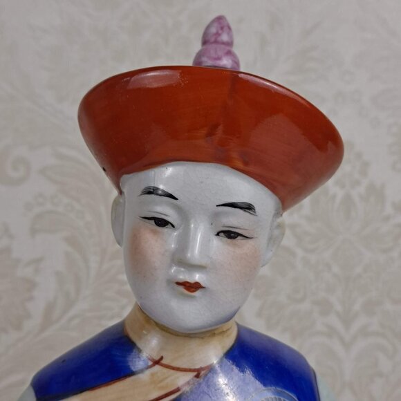 Vintage Porcelain Chinese Boy Statue Traditional Clothing Hand Painted - Picture 2 of 14